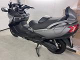 Suzuki Burgmann 650 Executive - SUZUKI MOTORRAD