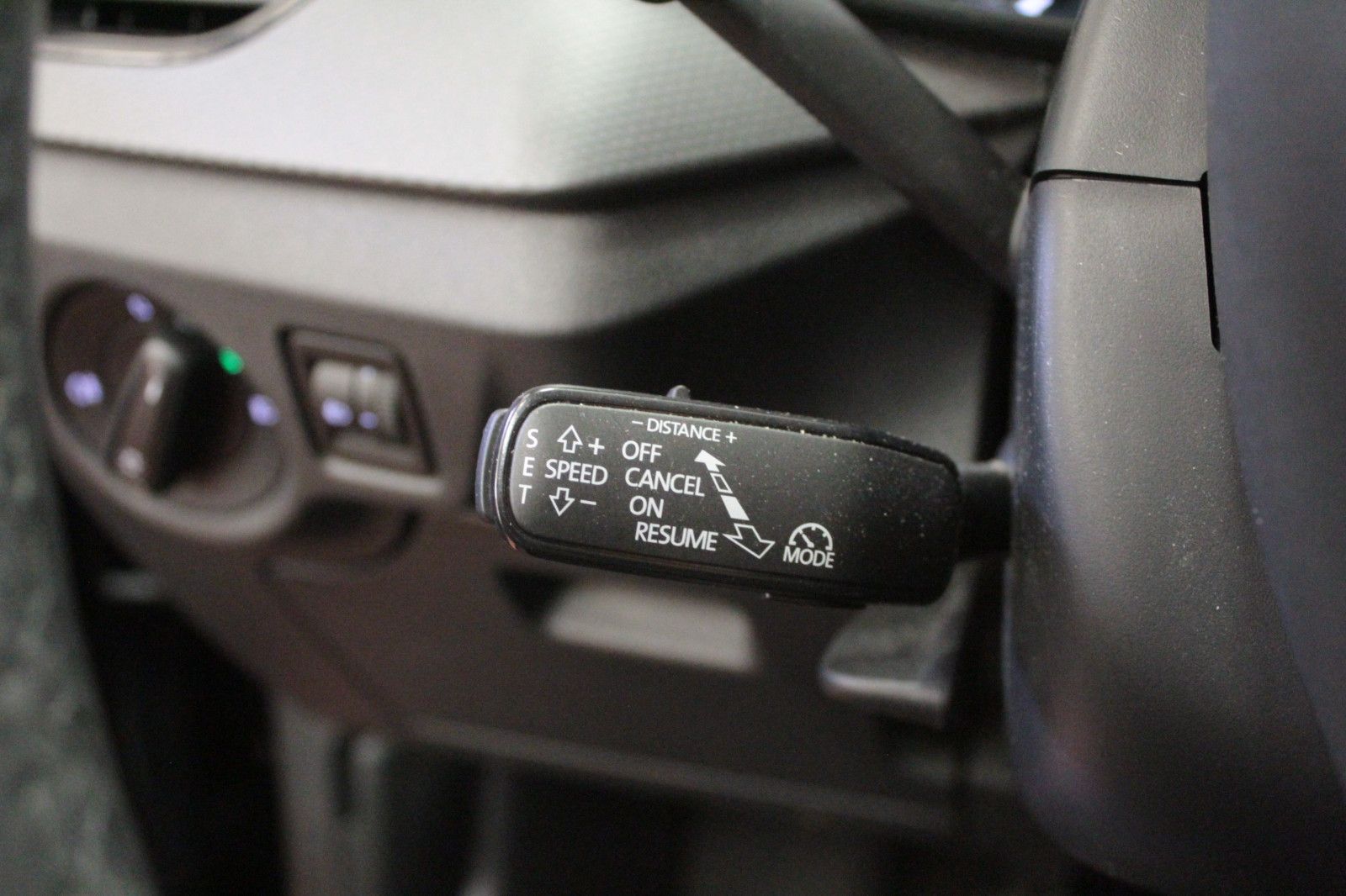 Fahrzeugabbildung SKODA Kamiq 1.0 TSI 85kW Ambition *Winterräder Alu*