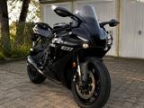 Yamaha R1 RN65 EZ 04/2025 4183km Garantie bis 2030