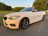 BMW M235i Cabrio - Schalter - BMW M235 in Hamburg