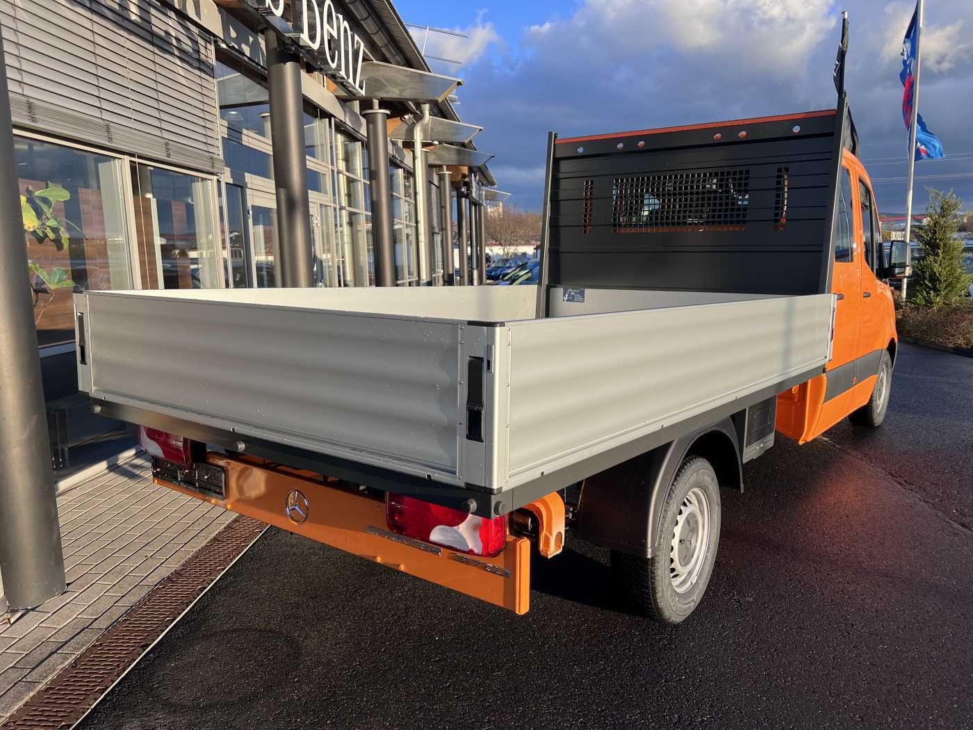 Fahrzeugabbildung Mercedes-Benz Sprinter 317 CDI DoKa 4325 Klima MBUX Stdheiz