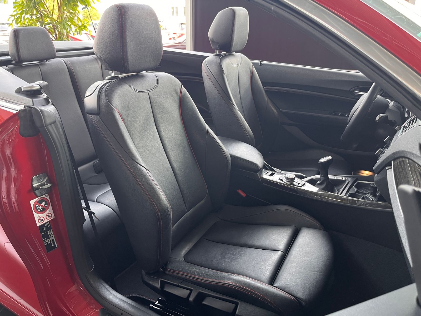 Fahrzeugabbildung BMW 220d Cabrio KLIMA NAVI ALU