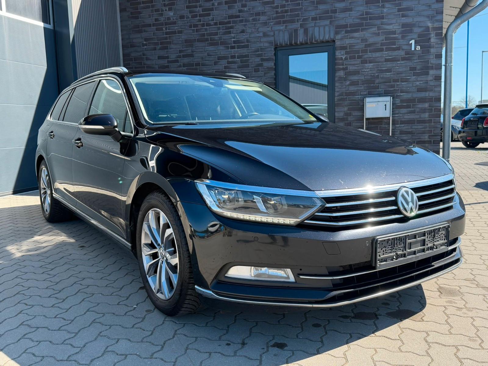Volkswagen Passat Variant Highline Navi-SHZ-AHK-LED-Kamera-