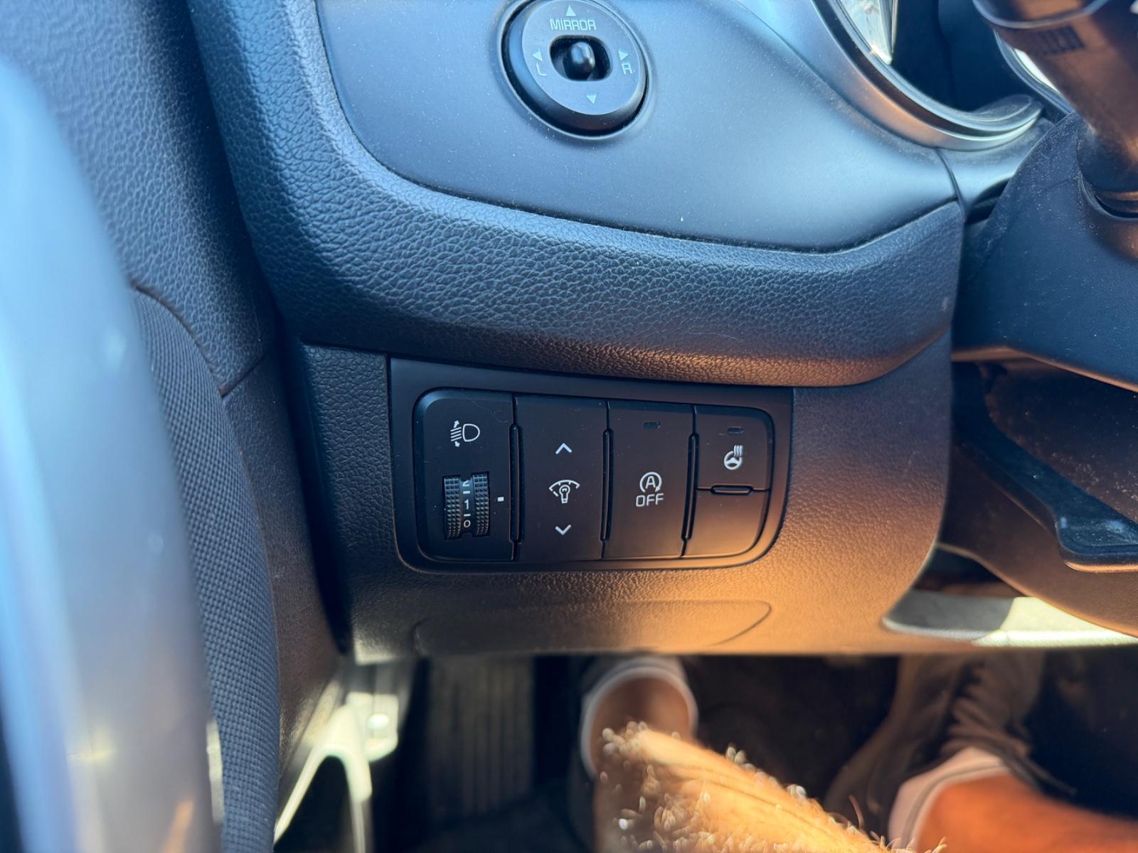 Kia cee'd 2013 — photo 14