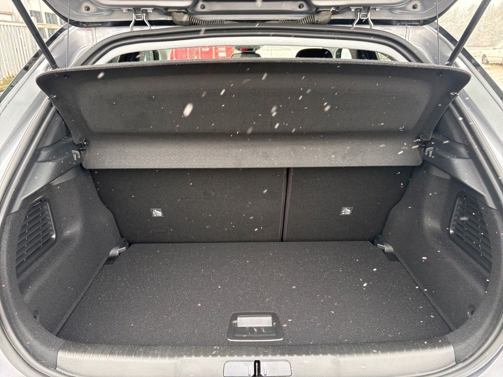 Fahrzeugabbildung Opel Mokka e GS Line