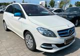 Mercedes-Benz B250e Electric Drive! TÜV NEU! Scheckheft! 2.Hd. - : Kleinbus, Electric