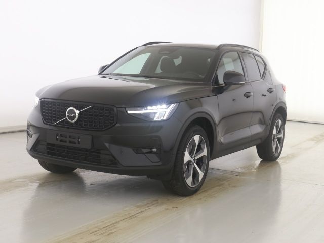 Volvo XC40 B3 Plus Dark 2WD !!ACC+BLIS+AHK+RFK!!!