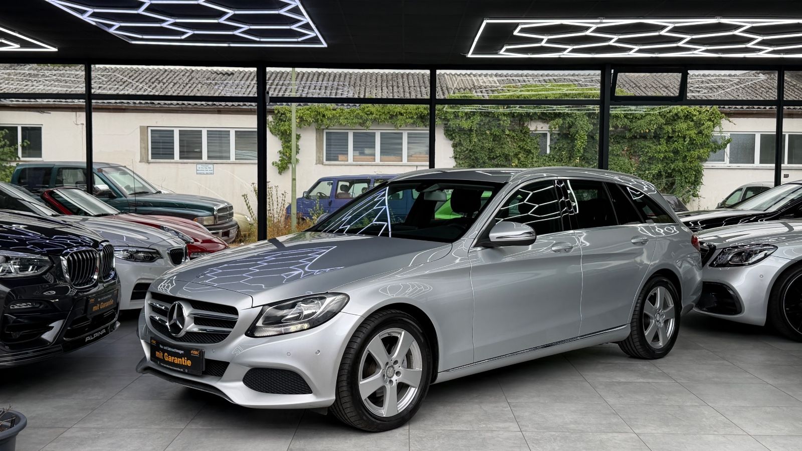 Mercedes-Benz C 180 T CGI AVANTGARDE,NAVIGATION,AUTOMATIK