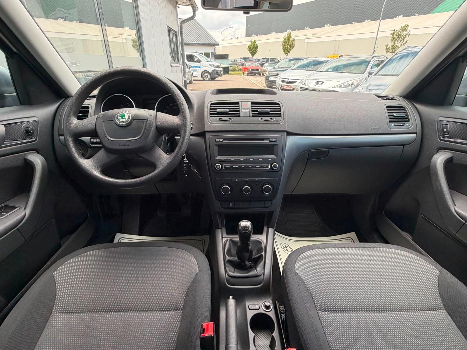 Skoda Yeti 1.2 TSI 105 ch • Climatisation • Attelage • 80 000 km • Carnet d'entretien