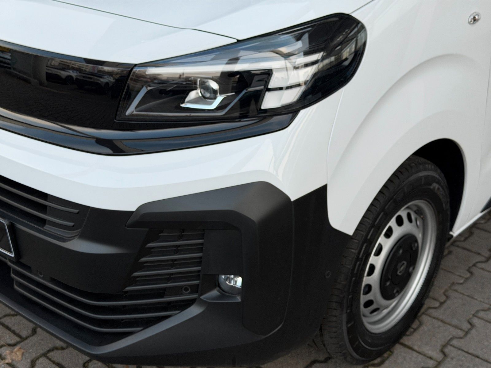 Fahrzeugabbildung Opel Vivaro Kasten 1.5 D (L2) Basis M Kamera,LED,PDC