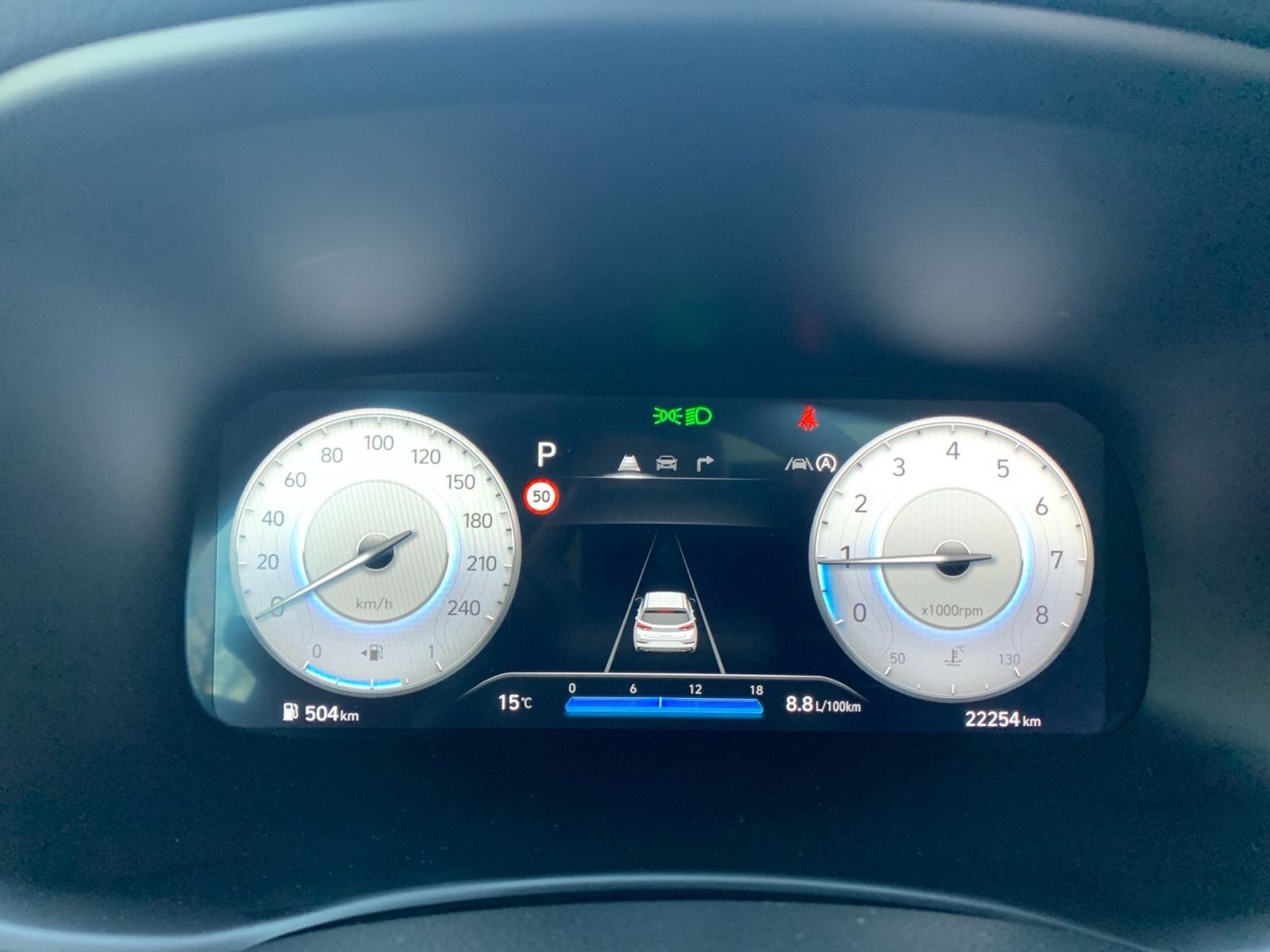 Fahrzeugabbildung Hyundai i30 1.5 T-GDI 7-DCT Advantage Plus Mild-Hybrid