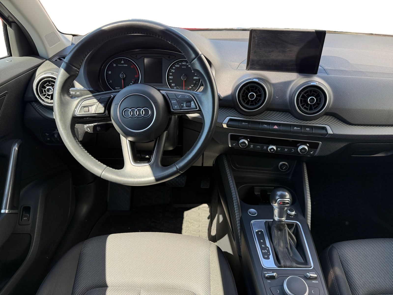 Fahrzeugabbildung Audi Q2 35 TDI S-tronic AHK AMBIENTE NAVI