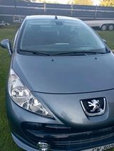 Peugeot 207 cc - Peugeot 207 aus 2009 mit Diesel-Antrieb
