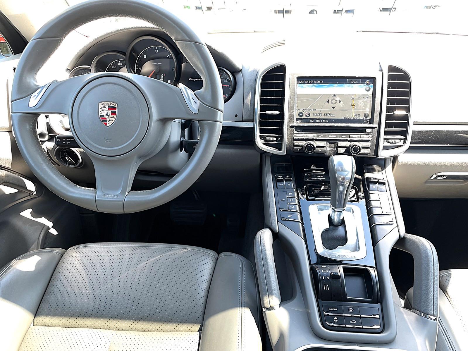 Porsche Cayenne Diesel"TOP"PANORAMA/21"/LEDER//14 WEGE//