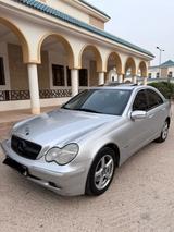 Mercedes-Benz 240 - Mercedes-Benz 240 von privat