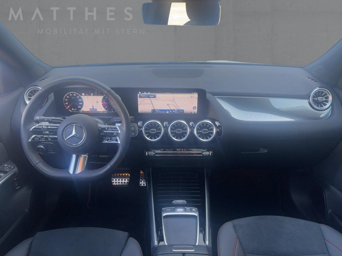 Fahrzeugabbildung Mercedes-Benz GLA 200 d AMG/Night/Pano/Kamera/AHK