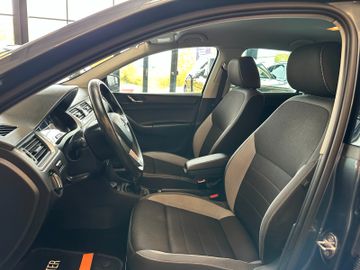 Skoda Rapid*KLIMAAUTO*SZHZ*CARPLAY*NAVI*TEMPO*TÜV0927