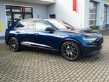 Audi Q8 50 TDI quattro,MATRIX,STHZ,AHZV - blaue Audi Q8