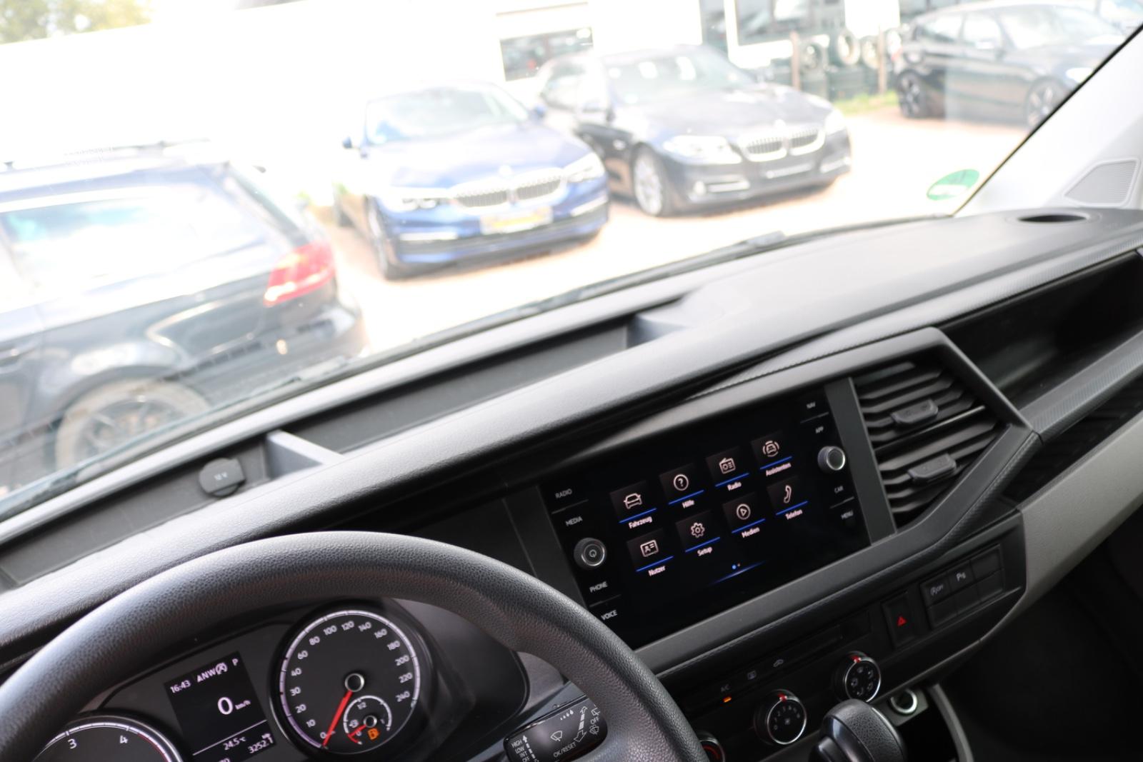 Volkswagen T6 Caravelle 2.0 TDI/9-SITZE/KAMERA/NAVI/AHK/PDC