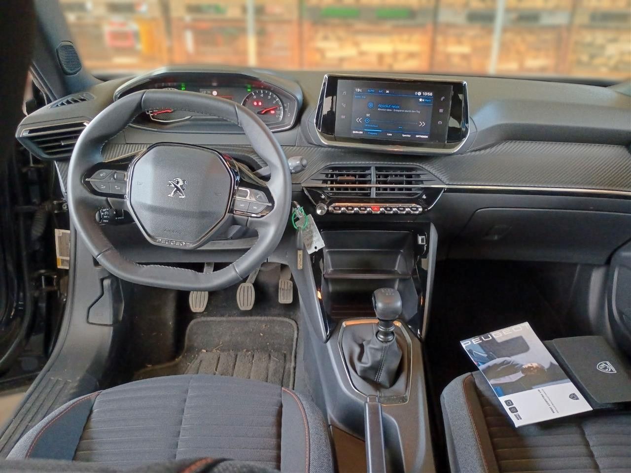 Fahrzeugabbildung Peugeot 2008 1.2T ACTIVE PACK NAVI/KAMERA/SPORT/SH/VIRT.