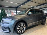 Volkswagen Tiguan Allspace Highline 4Motion R-Line*NAVI*LED - VW Gebrauchtwagen