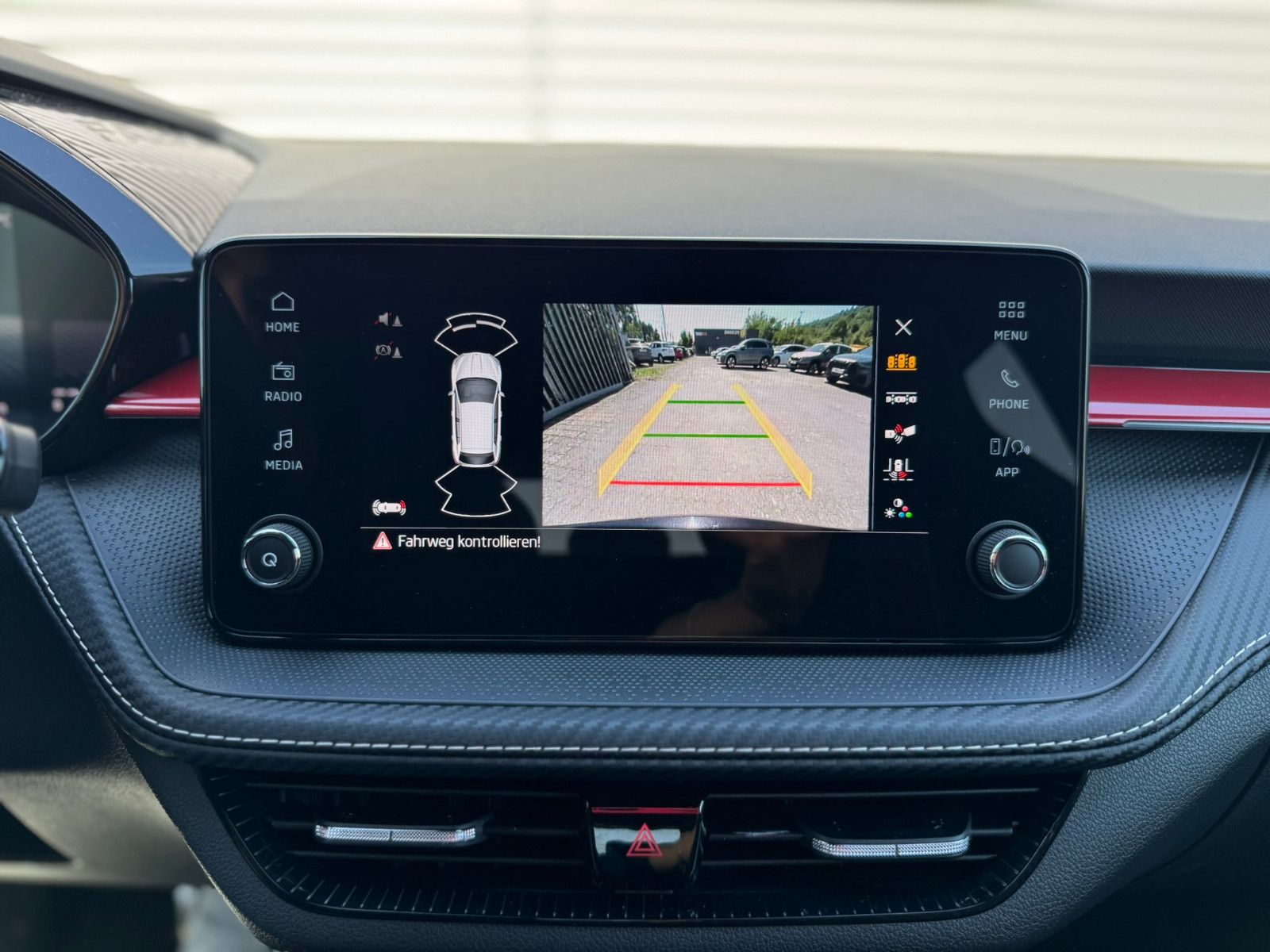 Fahrzeugabbildung SKODA Fabia Monte Carlo 1.5 TSI DSG LED Tempomat