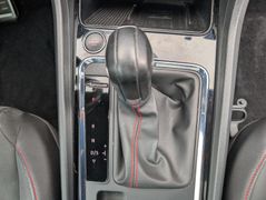 SEAT Ateca FR 4Drive 2,0TSI 190PS DSG LED Pano 1.Hand SEAT Ateca FR 4Drive 2,0TSI 190PS DSG LED Pano 1.Hand
