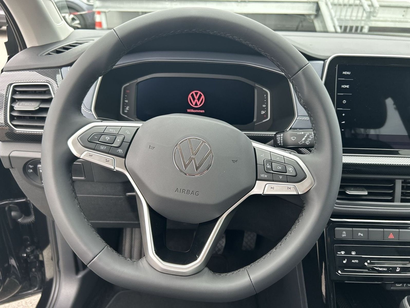 Volkswagen T-Cross - Bild 9