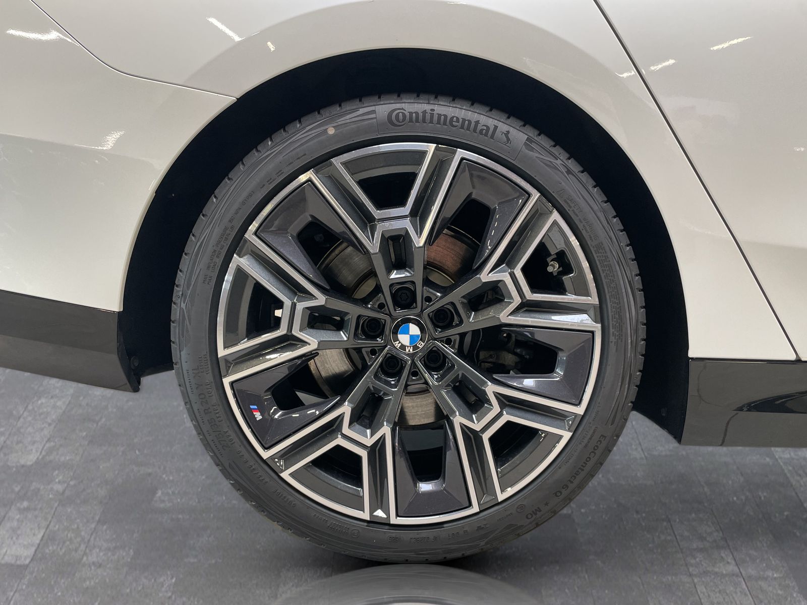 BMW 520 - Bild 14