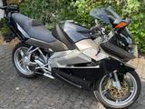 Aprilia Schöne RST 1000 Futura mit geringer Laufleistung - APRILIA RS 1000