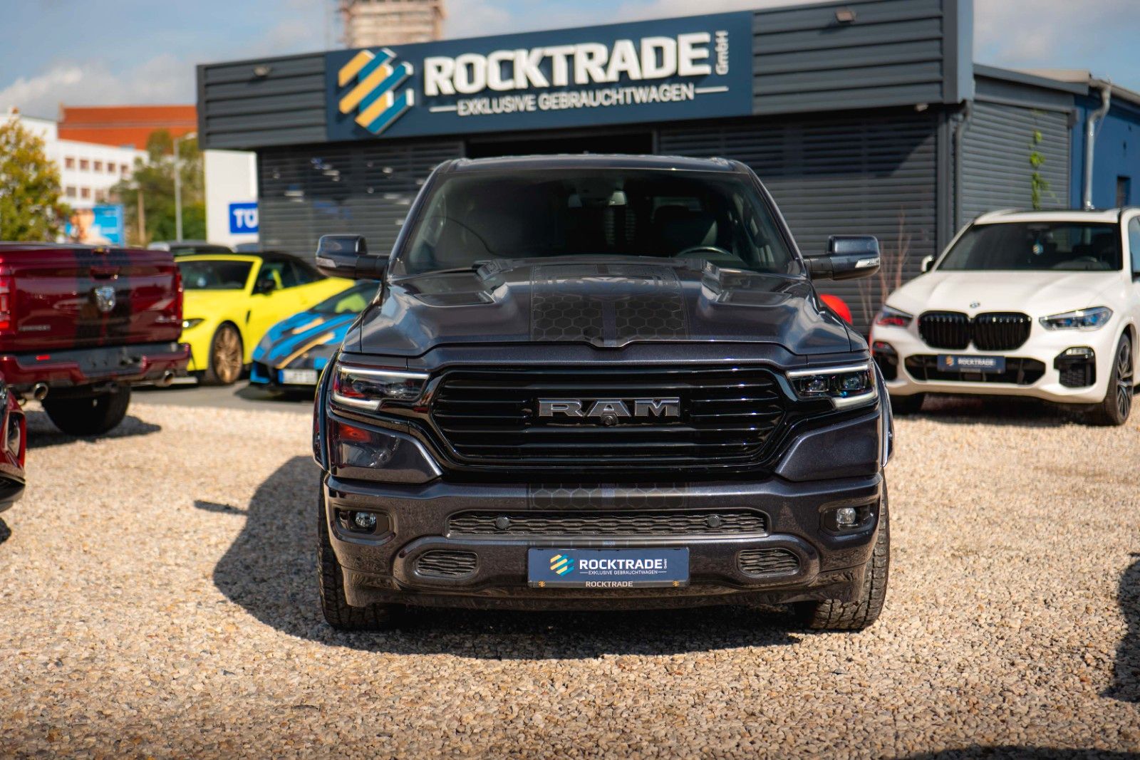 Fahrzeugabbildung Dodge RAM 5.7 V8 HEMI 4x4 OFFROAD Night Limited 19%