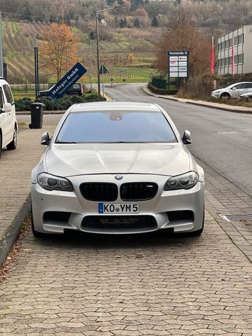 BMW F10 550i M5