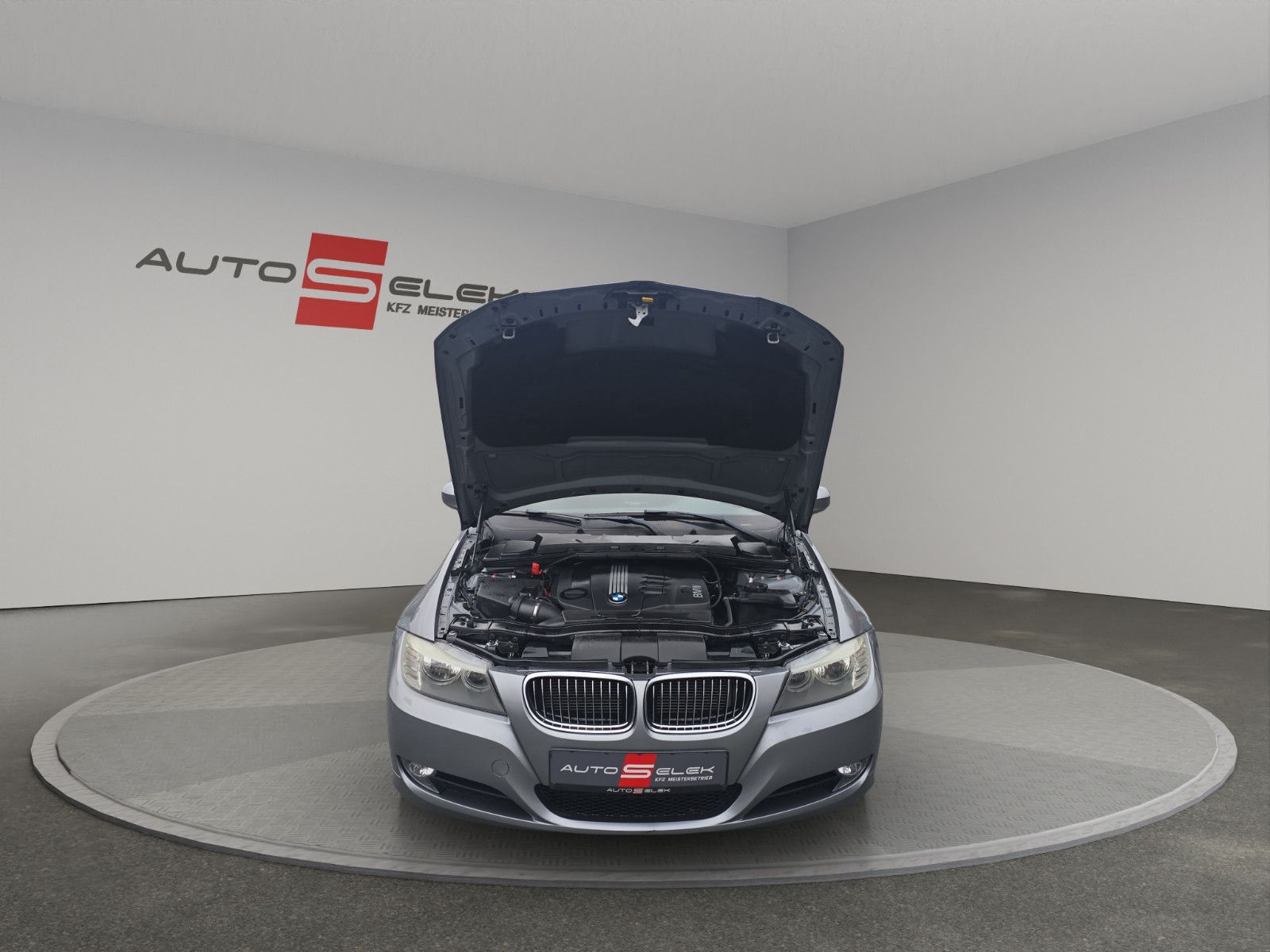 Fahrzeugabbildung BMW 325 DIESEL + NAVIGATION + TEMPOMAT + SITZHEIZUNG