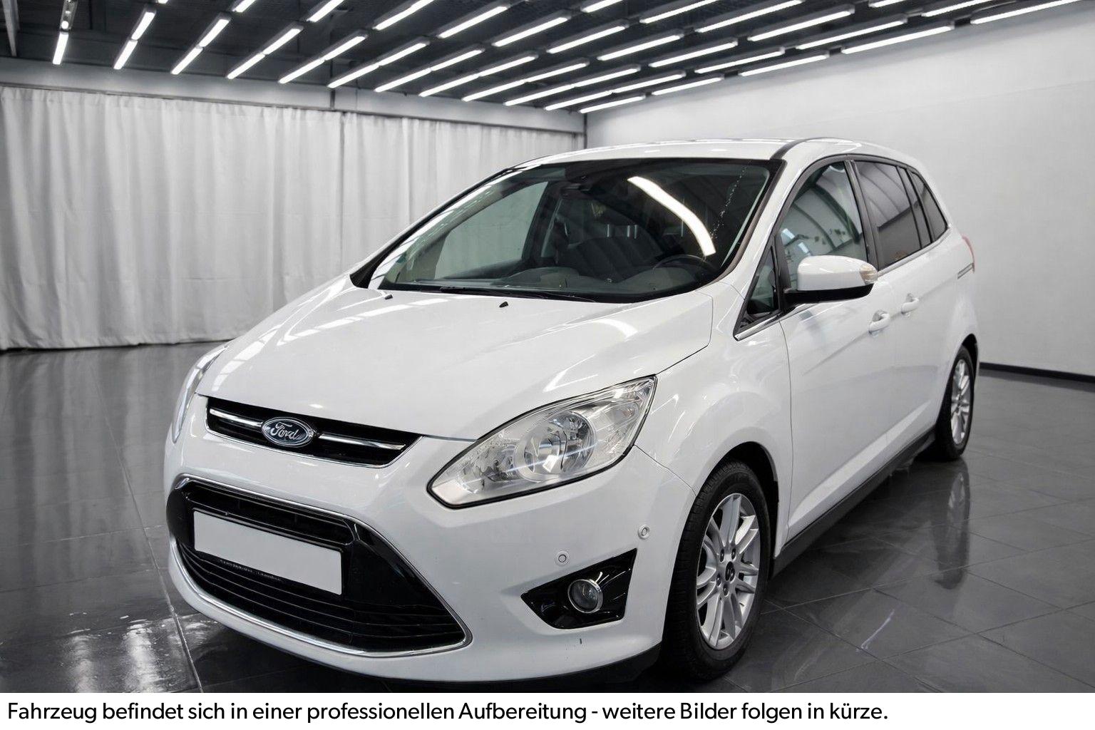 Ford Grand C-Max 60.200KM*VOLL SCHECKHEFT*PDC V+H*RFK
