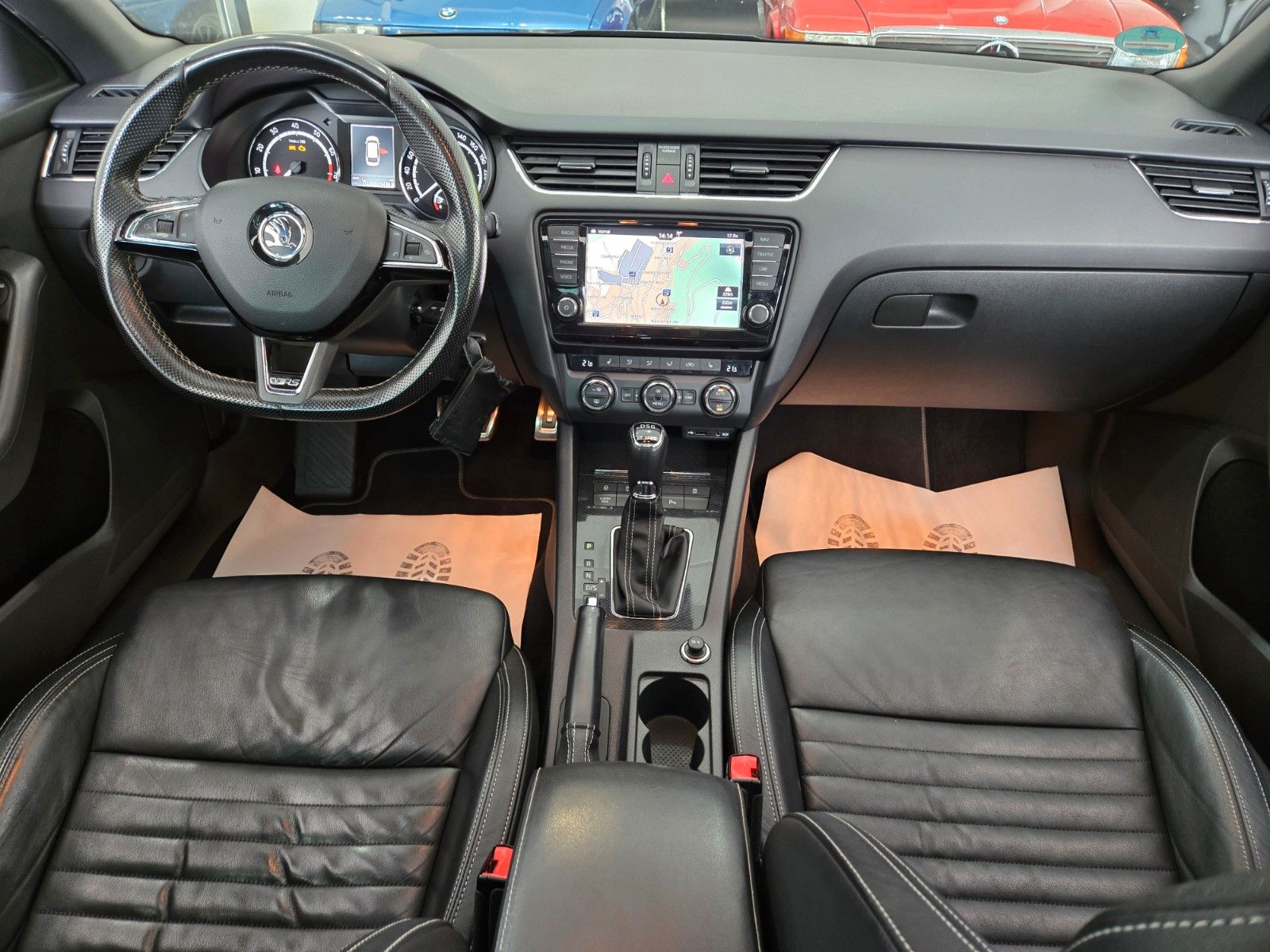 Fahrzeugabbildung SKODA Octavia Combi RS