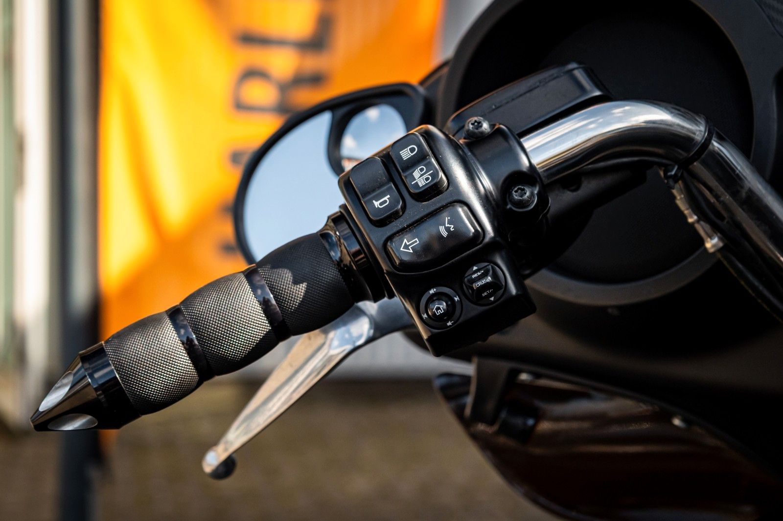 Fahrzeugabbildung Harley-Davidson Street Glide FLHX - JEKILL & HYDE -