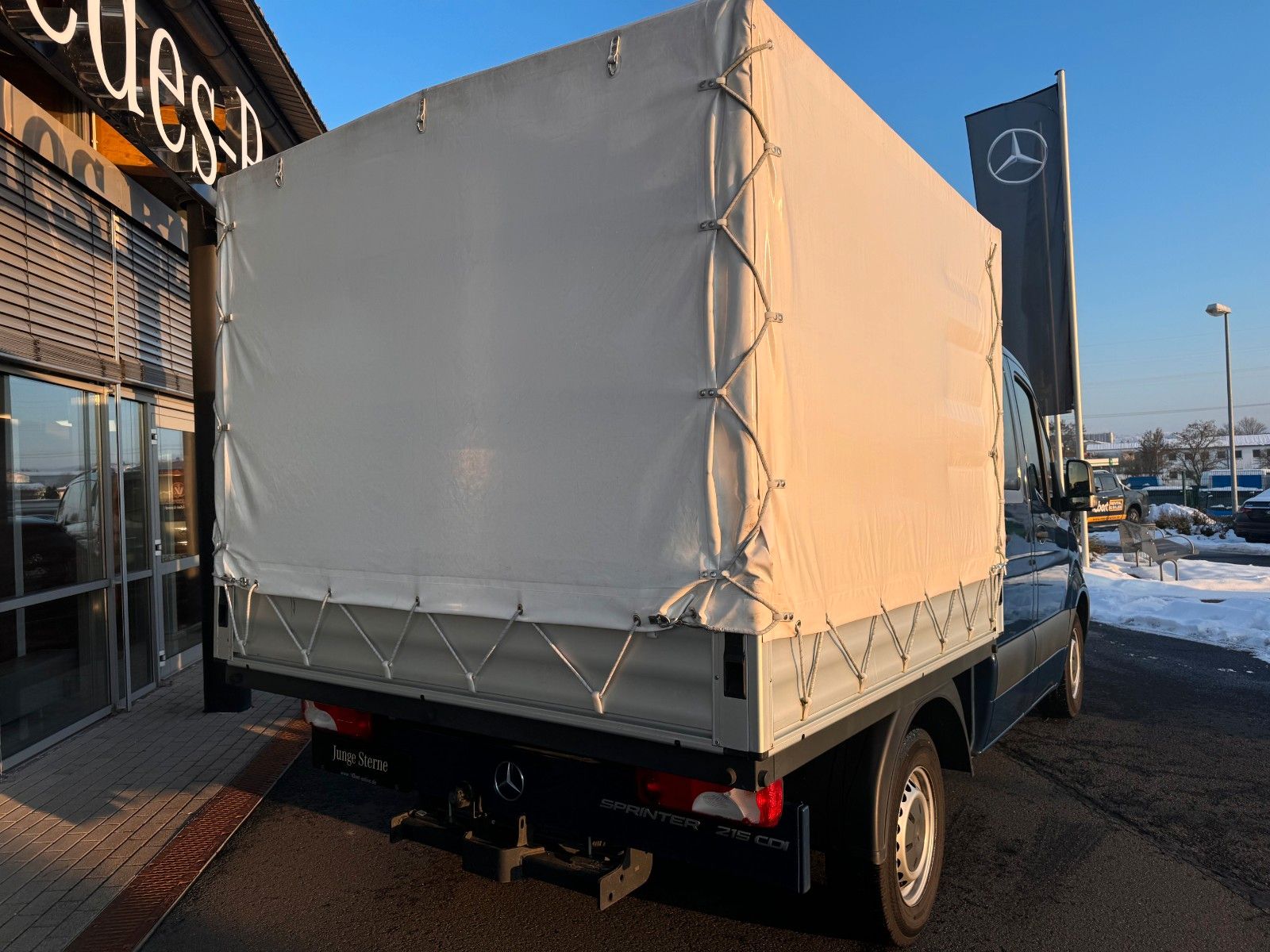 Fahrzeugabbildung Mercedes-Benz Sprinter 215 CDI DoKa Pritsche Plane AHK Klima