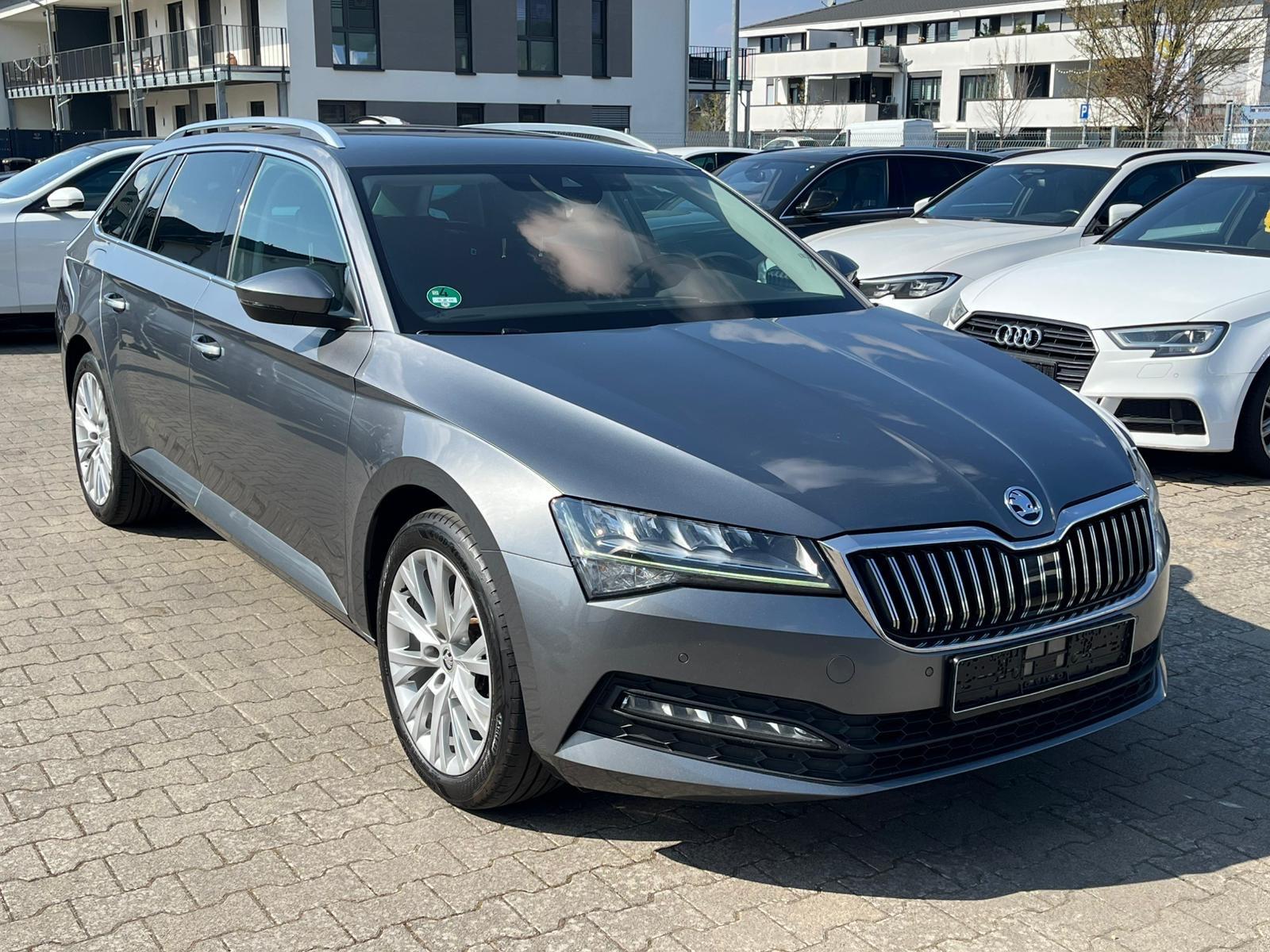 Skoda Superb 2.0 TDI Ambition LED ACC Virtual AHK Keyl