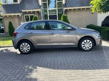 Volkswagen Polo - 5