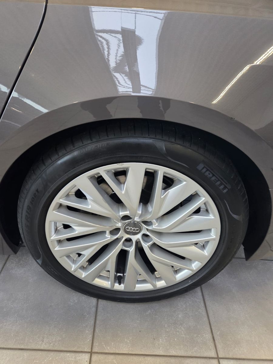 Fahrzeugabbildung Audi A7 Sportback 45 basis TDI quattro