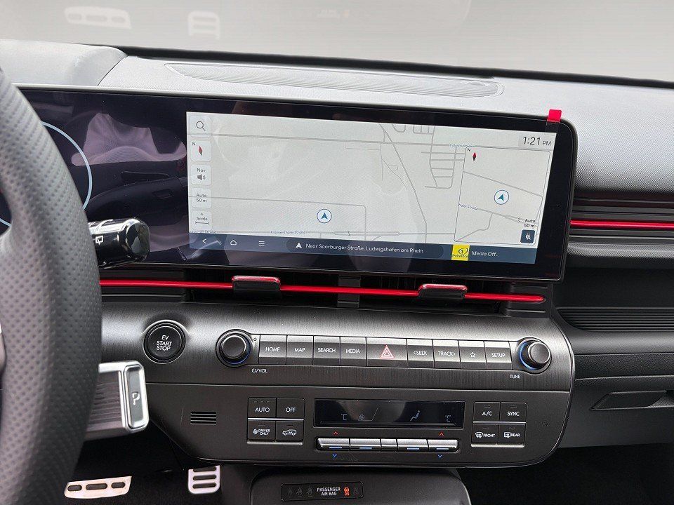 Fahrzeugabbildung Hyundai KONA Elektro 65,4kWh N LINE X Sitz Technik