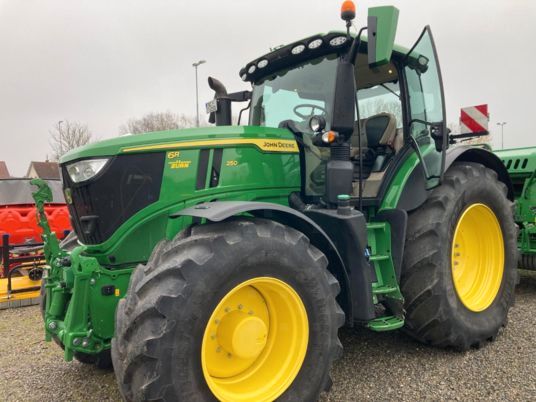 John Deere 6R250