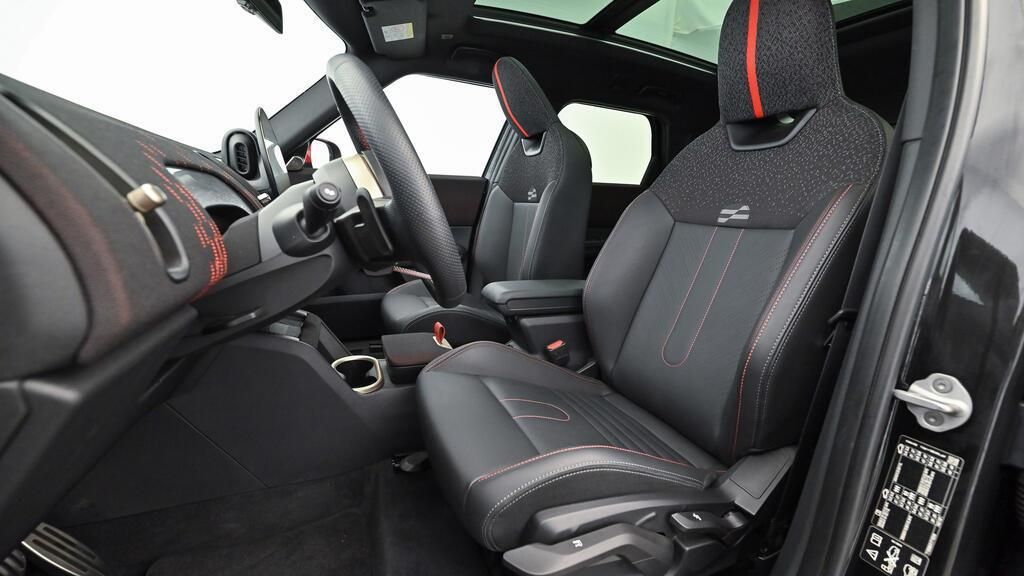 MINI John Cooper Works Countryman - Bild 11