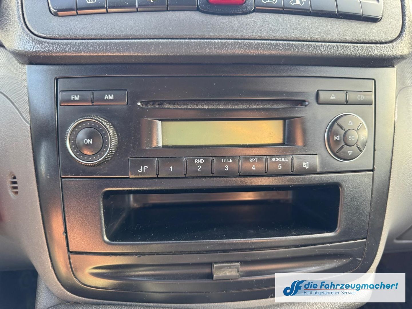 Fahrzeugabbildung Mercedes-Benz Vito Kasten 115 CDI TÜV NEU AHK Klimaautom