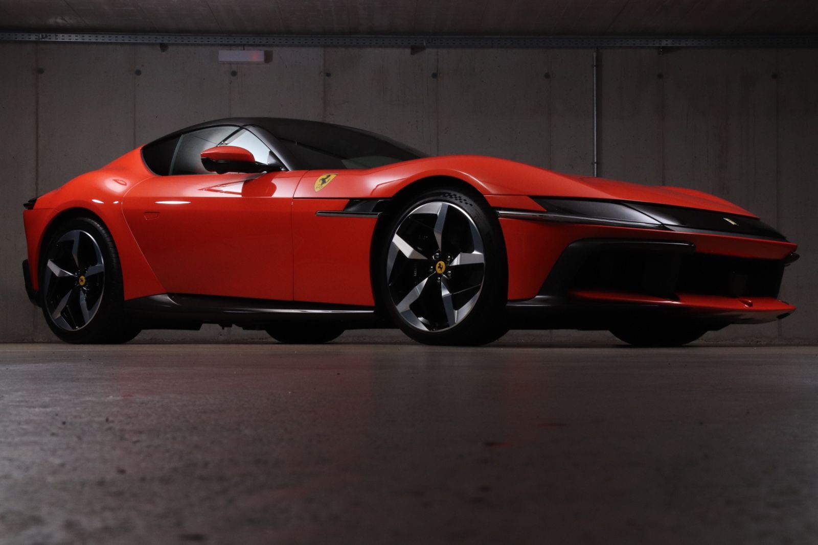Ferrari 12 Cilindri *Sonderfarbe*NEUWAGEN*Mega_Spec* imagem 2