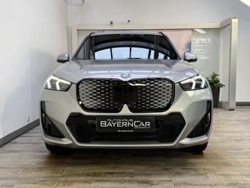 2026 BMW IX1 照片 2