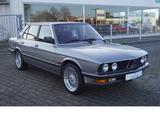 BMW 525E, Automatik, Klima, H-Kennzeichen - BMW 525 in Mönchengladbach