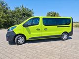 Opel Vivaro - Opel Vivaro: Grün