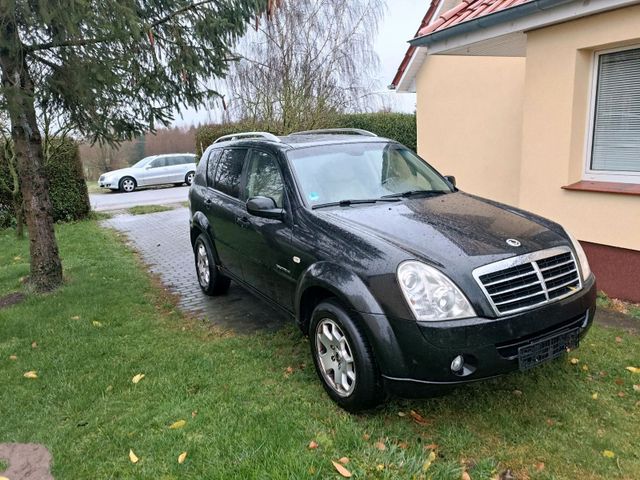 Другие Ssangyong Rexton 270XDI 4WD Automatik Lede...