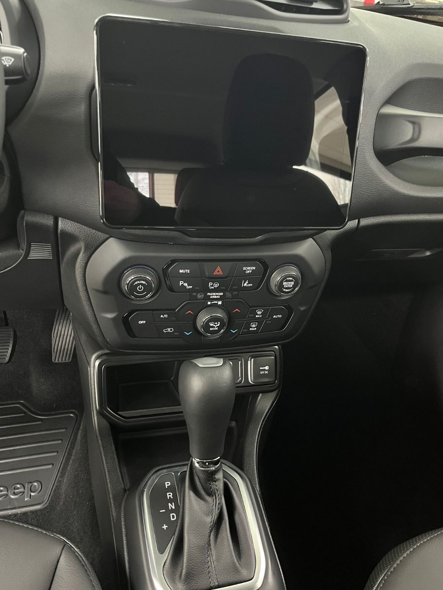Jeep Renegade - Bild 12